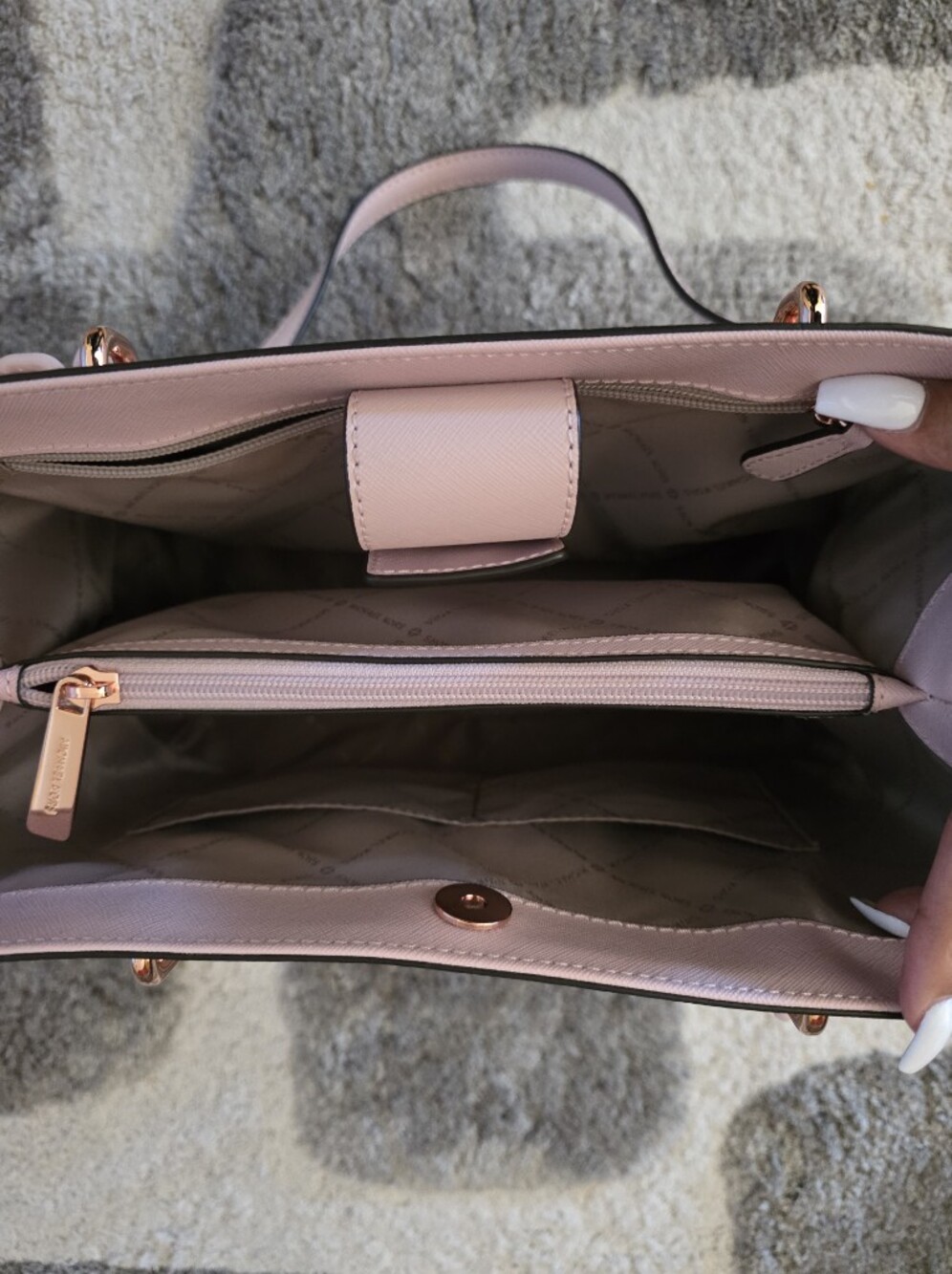 Michael Kors Blush Pink Saffiano Leather Tote - Picture 4 of 7